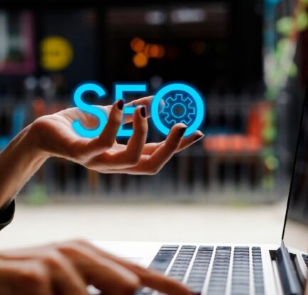 SEO optimalizálás Komáromi Zsombor SEO szakértővel