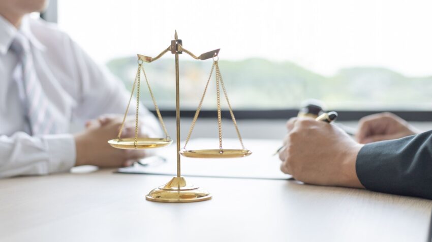 Segítség a cégalapítás folyamatában az Újváry Ügyvédi Irodától